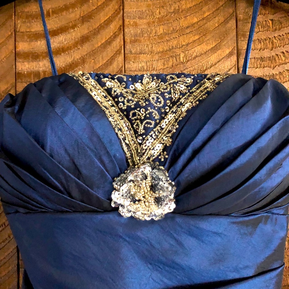 Jump Apparel Navy Strapless Prom/Homecoming/Formal